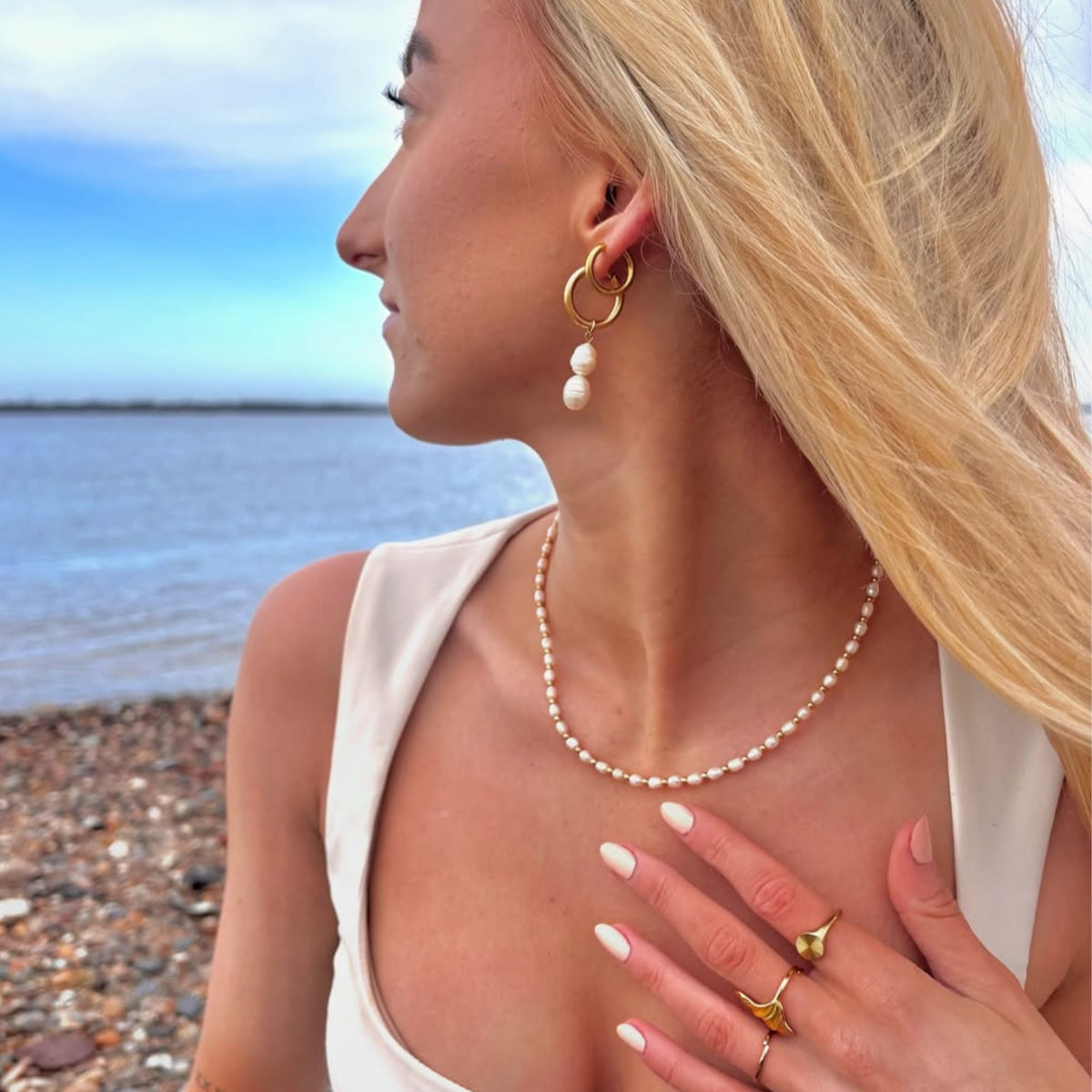 Mira Pearl Earrings - Gold