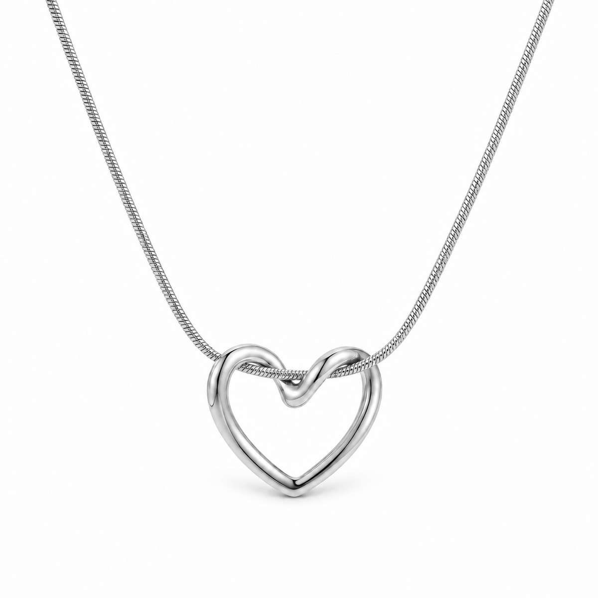 Soline Heart Necklace - Silver