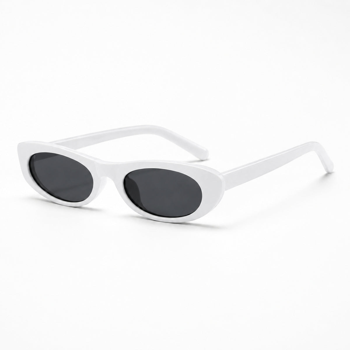 Suki Sunglasses - White Black